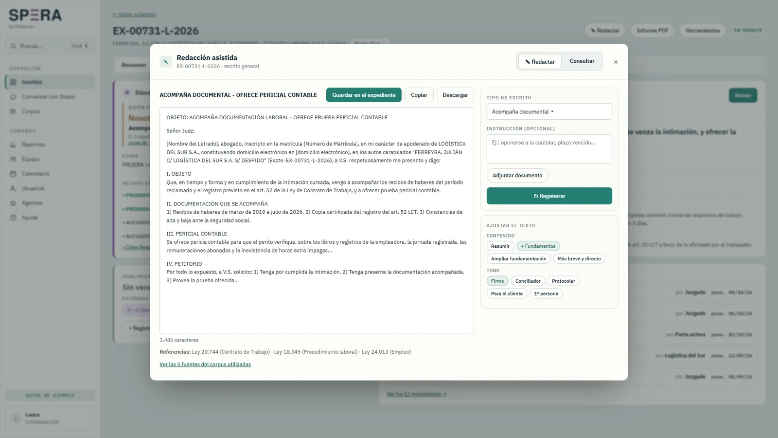 Redacción asistida en Spera: borrador de escrito, referencias normativas y ajustes de contenido y tono. Datos de ejemplo.